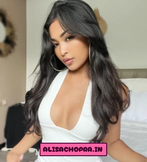 Air Hostess Escorts Service in Lucknow by Meera