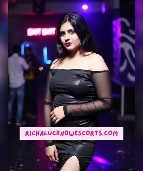 Juhi Jain - Housewife Escort Lucknow