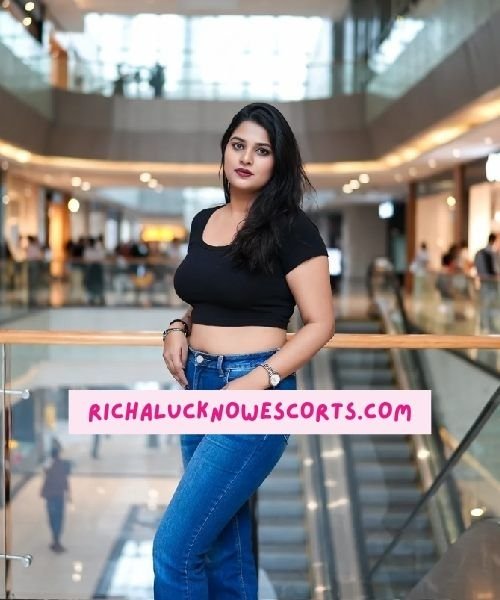 Payal Mishra - College Girl Escort