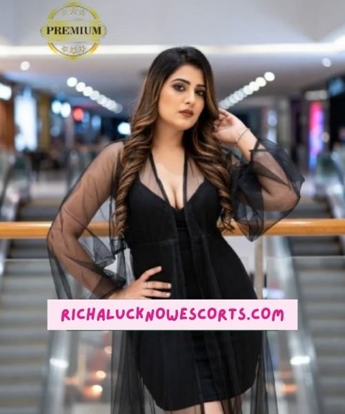 Zara Khan Luxury Companion Lucknow Escort